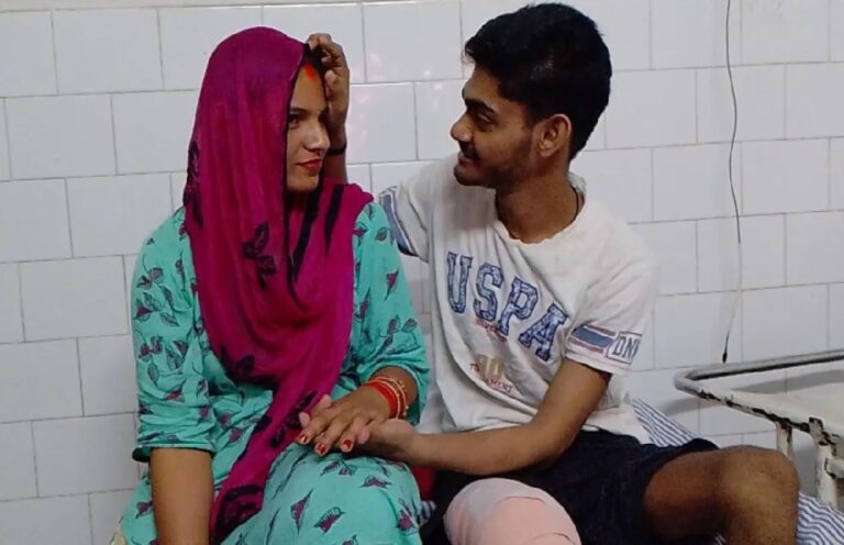 ‘छोड़ेंगे न हम तेरा साथ, ओ साथी मरते दम तक, न बैंड- बाजा, न बाराती.. हॉस्पिटल बेड पर हुई शादी!