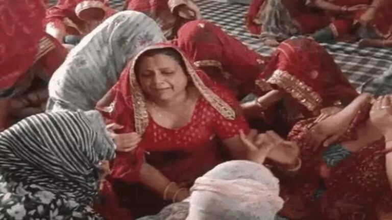 “आई लव यू, प्लीज उठ जा यार…” कांपते हाथों से शहीद पति को सैल्यूट करती रही पत्नी, बेटी ने कहा—बनूंगी फौजी, लूंगी बदला