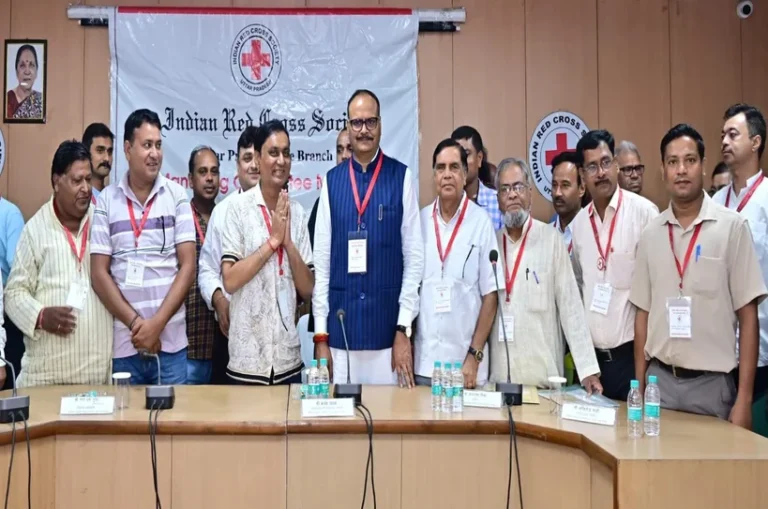ब्रजेश पाठक बने रेडक्रॉस सोसाइटी की उत्तर प्रदेश राज्य शाखा के नए सभापति