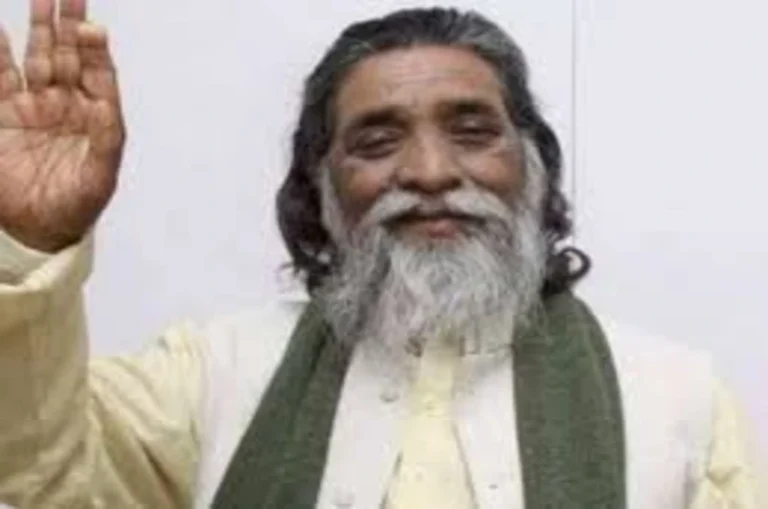 झारखंड के पूर्व मुख्यमंत्री शिबू सोरेन का निधन, तीन दिन का राजकीय शोक, हेमंत बोले- “आज मैं शून्य हो गया”