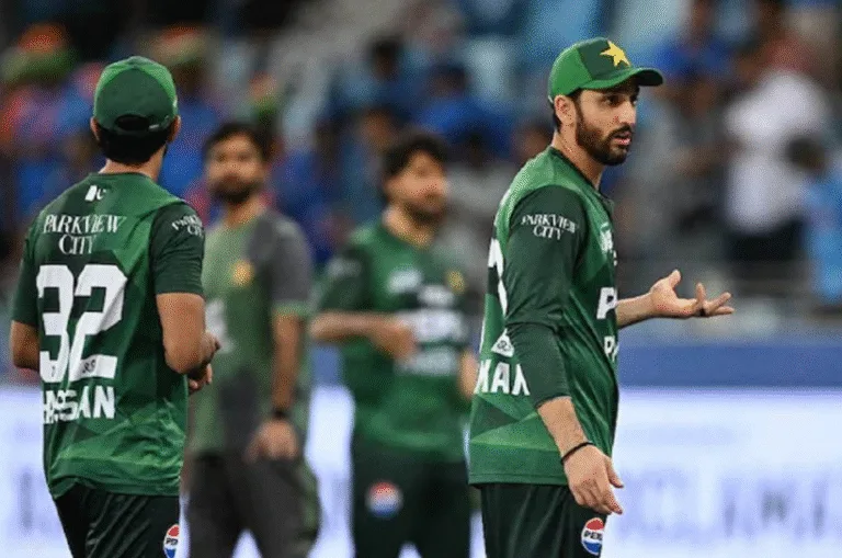 Asia Cup 2025: पाकिस्तान ने लिया ‘बॉयकॉट प्लान’ से यूटर्न, UAE के खिलाफ खेलेगा करो या मरो का मुकाबला