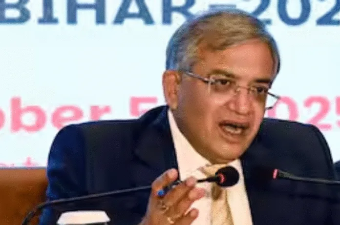 बिहार विधानसभा चुनाव के साथ देश के 7 राज्यों में उपचुनाव,जानें मतदान की तारीख,कब होगी गिनती