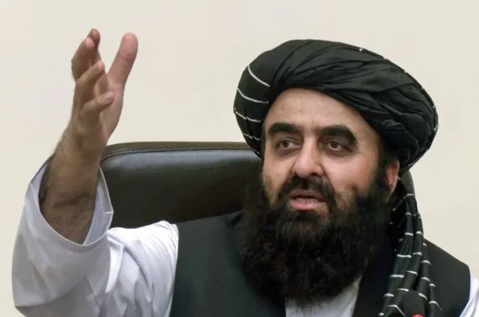 महिला पत्रकारों को लेकर विवाद के बाद अफगान विदेश मंत्री की नई प्रेस कॉन्फ्रेंस, मिला खास न्योता