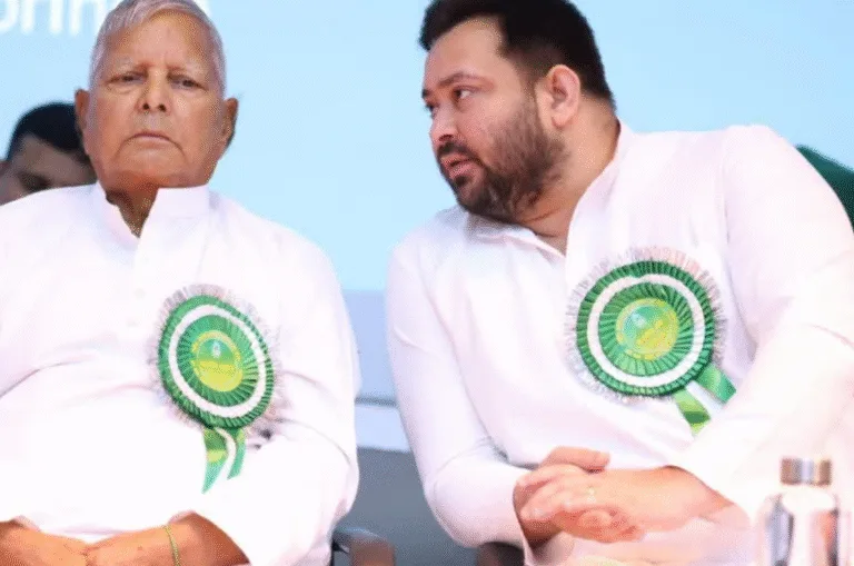 चुनाव से पहले लालू का बड़ा ऐक्शन: RJD से 27 नेताओं को निष्कासित, पूर्व विधायकों पर भी गिरी गाज