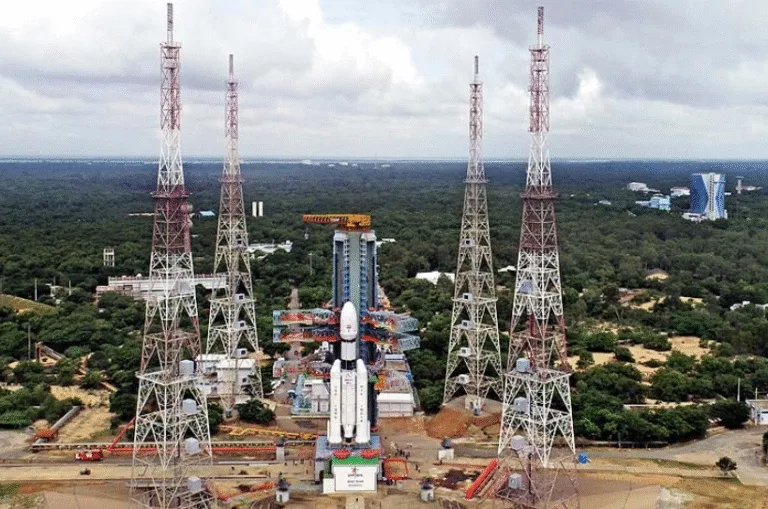 अंतरिक्ष में भारतीय नौसेना की नई ताकत: ISRO ने लॉन्च किया CMS-03 (GSAT-7R) सैटेलाइट-देखें विडियो
