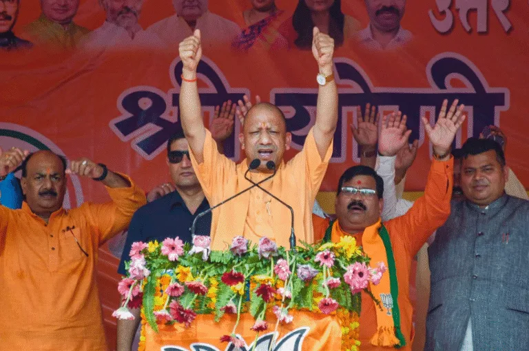 योगी आदित्यनाथ का बड़ा दावा: “एनडीए सत्ता में लौटी तो घुसपैठियों को बाहर खदेड़कर संपत्ति गरीबों में बाटेंगे”