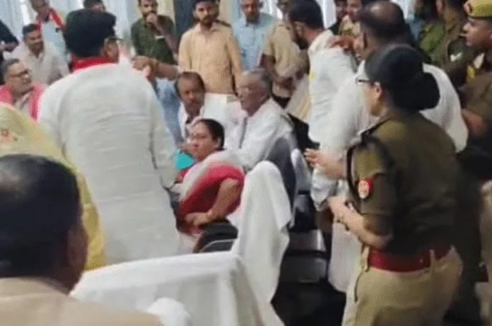 दिशा बैठक में भिड़े राज्यमंत्री के पति और भाजपा सांसद, हाथापाई की नौबत; DM-SP ने संभाला हालात – देखें वीडियो