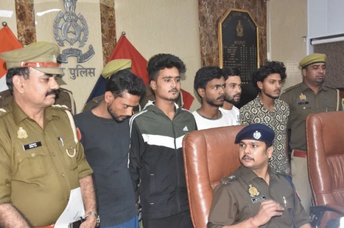 200 रुपये के लिए दोस्तों ने युवक की हत्या, ईंट से सिर कुचलकर की हत्या