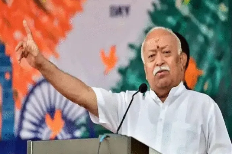भगवा को ही राष्ट्रीय ध्वज बनाने की थी सिफारिश, लेकिन गांधी जी…बोले-मोहन भागवत