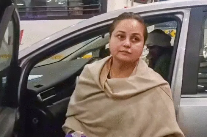 किडनी दान पर रोहिणी को गहरा पछतावा, परिवारिक विवाद पर तेजस्वी को भी घेरा