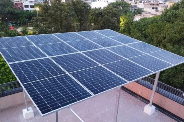 सोलर पैनल लगवाने पर मिलेगा 15% प्रॉपर्टी टैक्स छूट, इस नगर निगम की बड़ी तैयारी