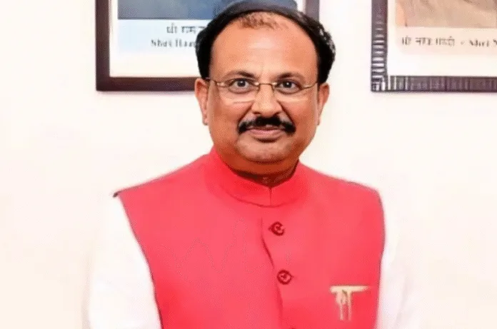 योगी सरकार के मंत्री रघुराज सिंह का विवादित बयान-कहा, “पढ़ा-लिखा मुसलमान बड़ा आतंकवादी”