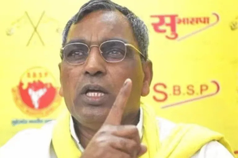 “मदरसों को अपराध का अड्डा नहीं बनने देंगे”-यूपी सरकार के मंत्री का बयान
