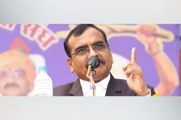 ‘ब्राह्मण की बेटी’ वाले बयान पर बवाल: IAS संतोष वर्मा के खिलाफ BJP–Congress एक सुर में; कार्रवाई की मांग तेज