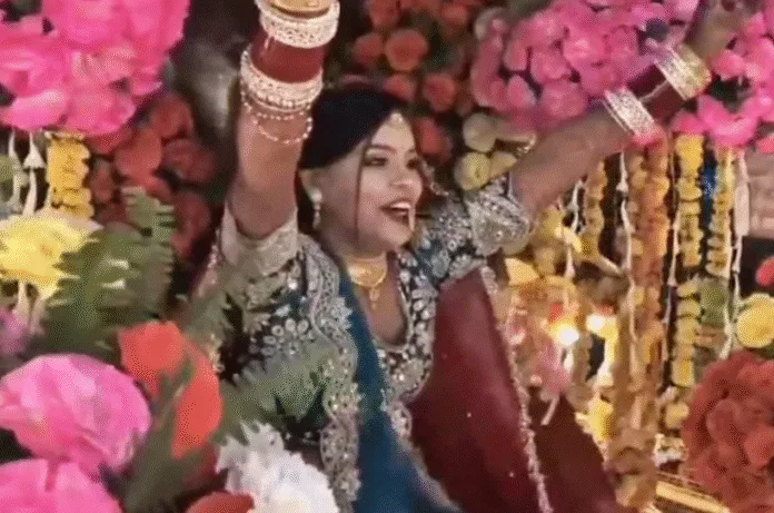 प्रयागराज में अनोखी शादी: दुल्हन ने निकाली अपनी ही बारात, बग्घी पर सवार होकर पहुंची दूल्हे के घर, वीडियो वायरल
