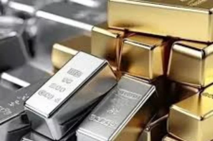 सोना-चांदी ने बनाया नया रिकॉर्ड, चांदी जीएसटी सहित ₹2.25 लाख के पार