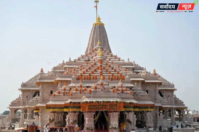 अयोध्या राम मंदिर में नए साल से पहले भारी भीड़, 1 जनवरी तक के VIP पास खत्म, नए साल पर आरती के सभी स्लॉट फुल