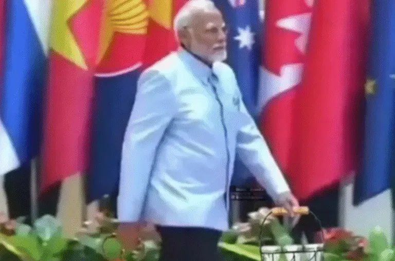 PM मोदी को इंटरनेशनल मंच पर ‘चायवाला’ दिखाने वाला AI वीडियो बना विवाद का कारण; बीजेपी बोली-कांग्रेस ने दोहराई 2014 की गलती