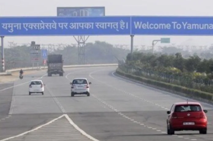 एक्सप्रेसवे पर 60 की रफ्तार में चलेंगी गाड़ियां, नियम तोड़ा तो भारी जुर्माना; मथुरा हादसे के बाद योगी सरकार सख्त