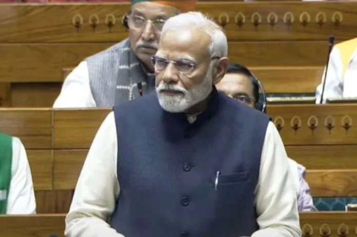 लोकसभा में PM मोदी का संबोधन: “अंग्रेज मानते थे—बंगाल टूटेगा तो भारत टूट जाएगा, लेकिन वंदे मातरम् दीवार बनकर खड़ा रहा”