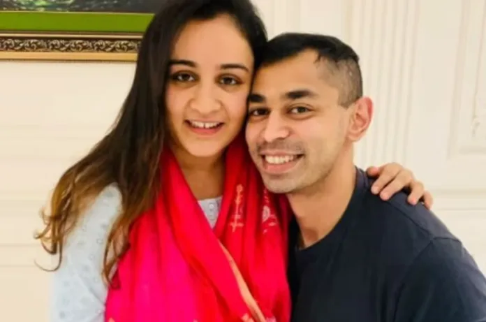 प्रतीक यादव ने तलाक की अटकलों पर लगाया विराम, अपर्णा यादव संग तस्वीर शेयर कर लिखा– ‘ऑल इज गुड’