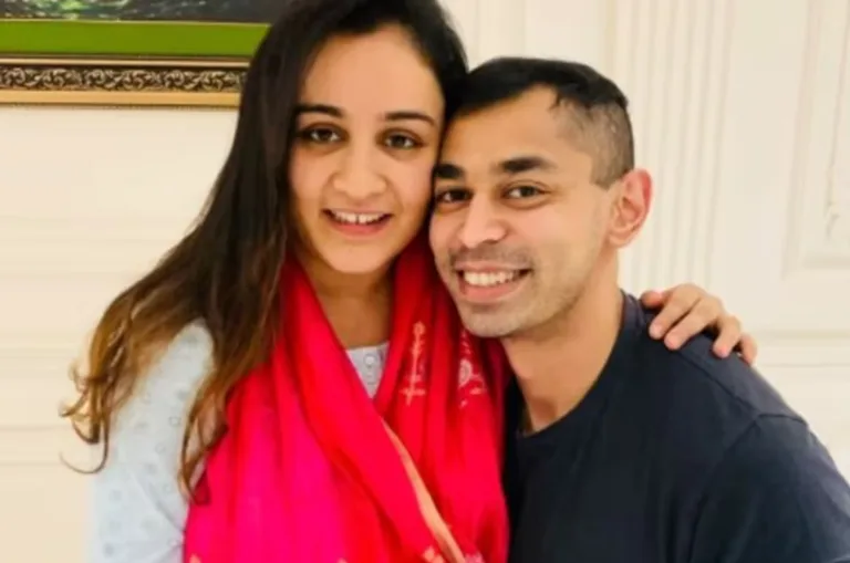 प्रतीक यादव ने तलाक की अटकलों पर लगाया विराम, अपर्णा यादव संग तस्वीर शेयर कर लिखा– ‘ऑल इज गुड’
