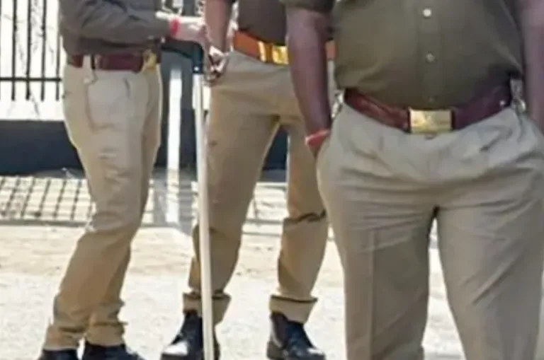 प्राइवेट पार्ट में पेट्रोल डाला और सूई चुभोई, थाने में युवक के साथ अमानवीय व्यवहार का आरोप, पुलिस पर धमकाने की बात भी