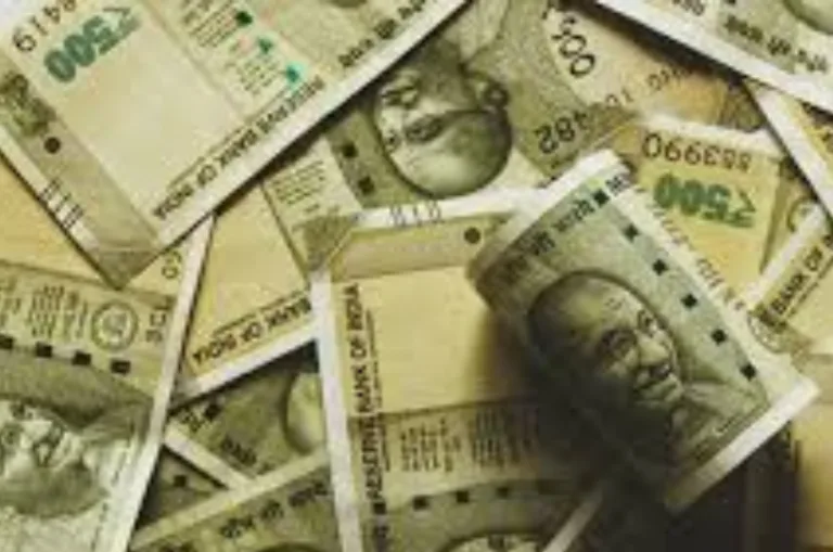 नौकरीपेशा लोगों के बीच लोकप्रिय यह स्कीम, सरकार दे रही है 7.1% सालाना ब्याज
