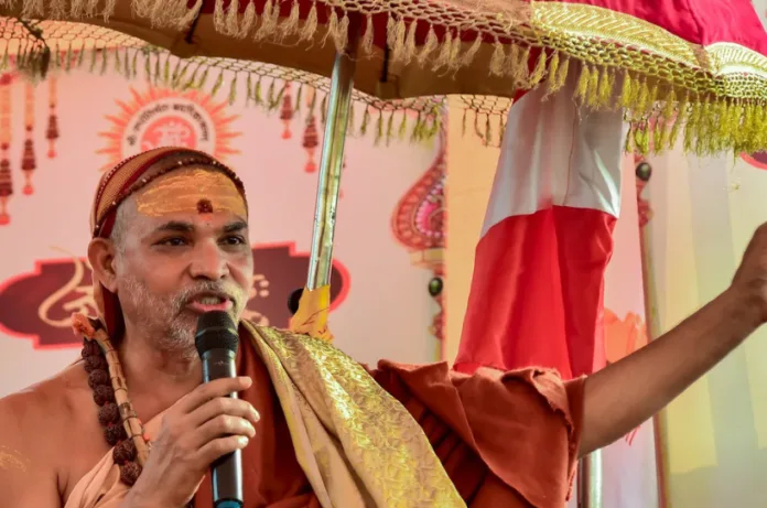 गाय को राज्यमाता घोषित किया जाए, शंकराचार्य स्वामी अविमुक्तेश्वरानंद ने की मांग