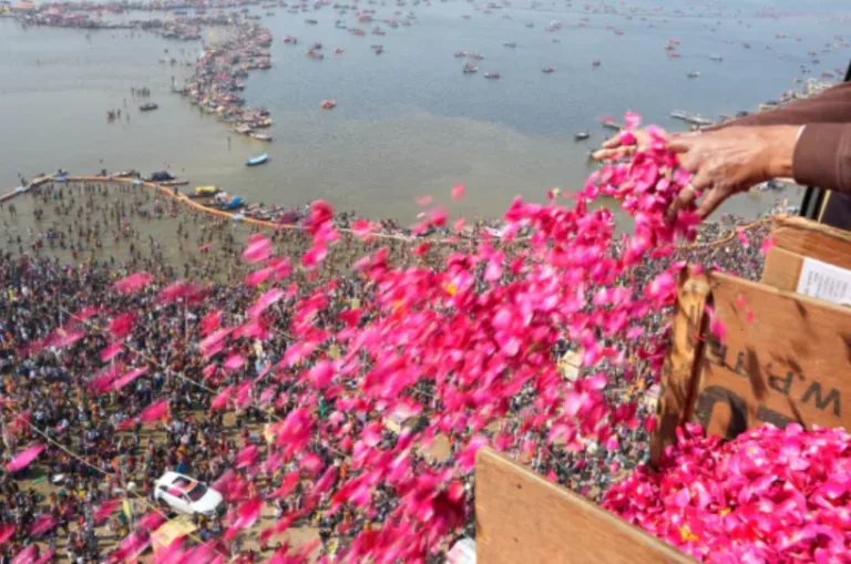 माघ मौनी अमावस्या पर ऐतिहासिक रिकॉर्ड, 4.52 करोड़ श्रद्धालुओं ने संगम में लगाई आस्था की डुबकी