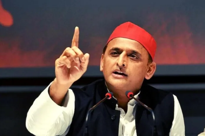 किसानों की मेहनत का मुनाफा विदेशी कंपनियों को, केंद्र की आर्थिक नीतियों पर अखिलेश यादव का हमला