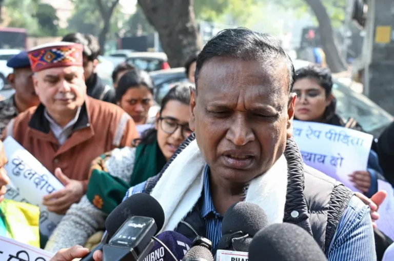 JNU विवाद: ‘मोदी-शाह की कब्र खुदेगी’ नारों पर कांग्रेस नेता उदित राज बोले—यह विरोध की राजनीतिक भाषा है