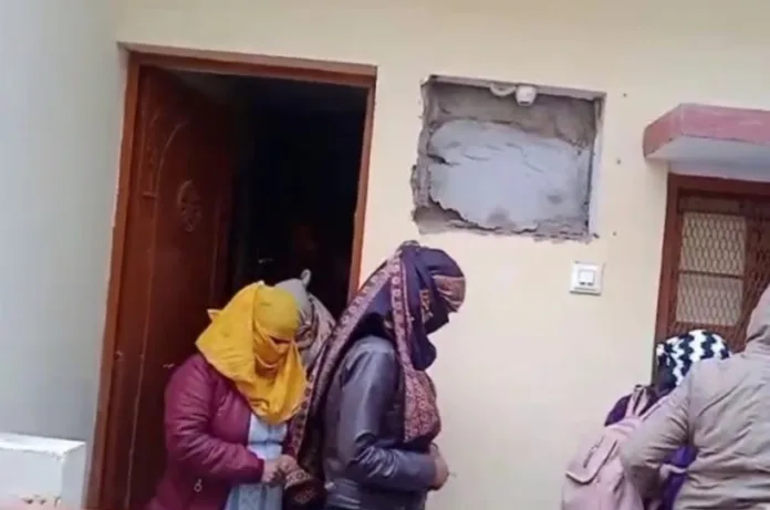 PCS अधिकारी के मकान में चल रहा था सेक्स रैकेट, पुलिस छापे में 4 युवतियां और 3 युवक हिरासत में