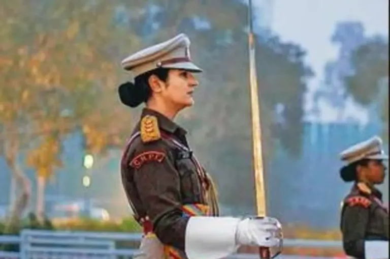 कौन है CRPF की सिमरन बाला? गणतंत्र दिवस परेड में रचेंगी इतिहास, पहली बार पुरुष टुकड़ी का करेंगी नेतृत्व