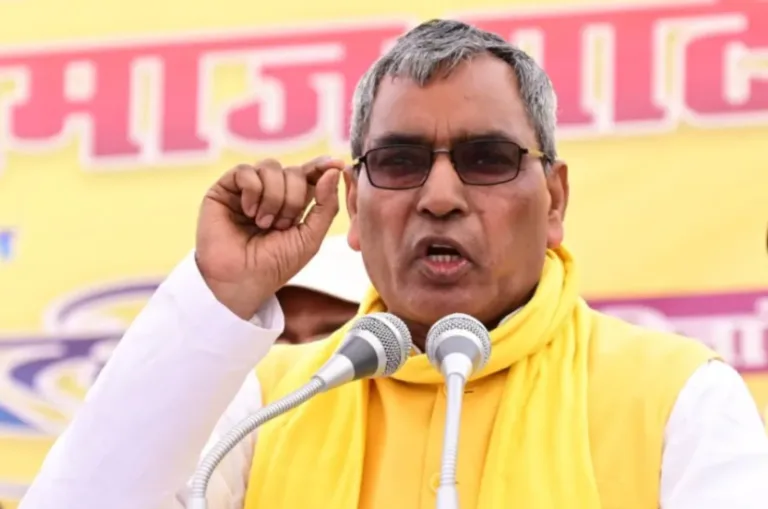 राजनीति करनी है तो पार्टी ज्वाइन करें; शंकराचार्य अविमुक्तेश्वरानंद पर ओपी राजभर का तीखा हमला
