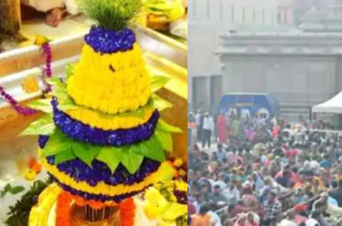 काशी में महाशिवरात्रि की धूम: हर हर महादेव के जयकारों से गूंजा शहर, लाखों श्रद्धालु पहुंचे