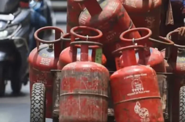 होली पर मुफ्त LPG सिलेंडर…परिवारों को मिलेगा बड़ा तोहफा