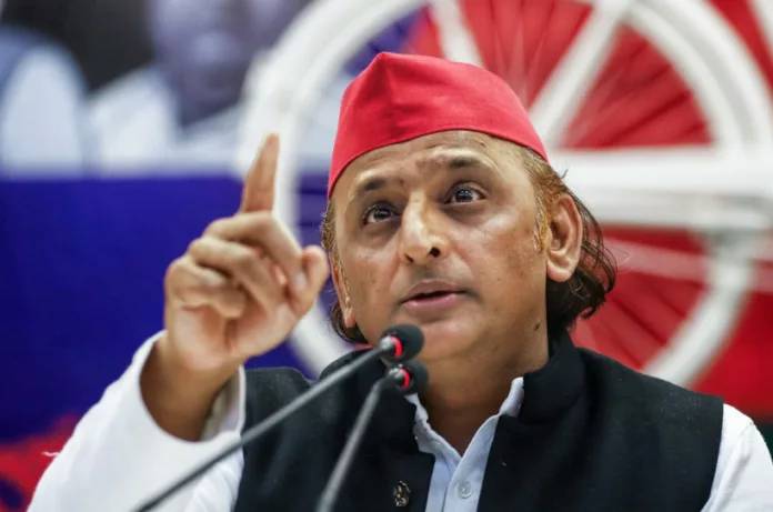 अखिलेश यादव का योगी के जापान दौरे पर तंज, कहा – काशी क्यों नहीं बनी क्योटो जैसी