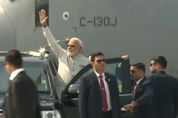 चीन को सख्त संकेत: सीमा के करीब डिब्रूगढ़ में पीएम मोदी ने इमरजेंसी लैंडिंग फैसिलिटी का किया उद्घाटन