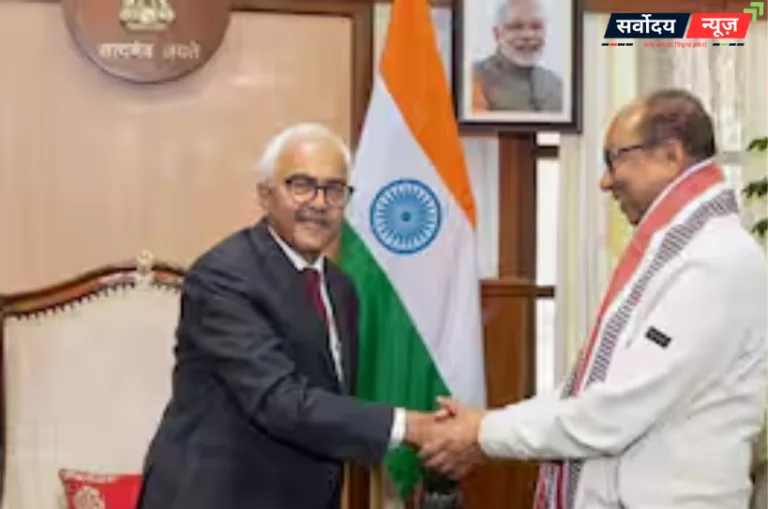 मणिपुर में शांति की नई उम्मीद? खेमचंद सिंह बने मुख्यमंत्री, नेमचा किपगेन और एल डिखो ने ली डिप्टी CM की शपथ