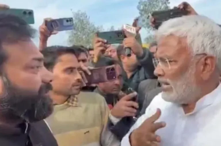 मंत्री को रोकने वाले भाजपा विधायक बृजभूषण के बयान से मचा सियासी बवाल, पिता की पोस्ट भी बनी चर्चा का विषय