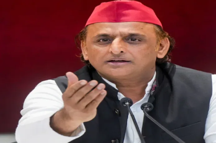 भाजपा की सीक्रेट मीटिंग में क्या हुआ? सपा मुखिया अखिलेश यादव ने चुनाव आयोग और भाजपा पर बोला जोरदार हमला