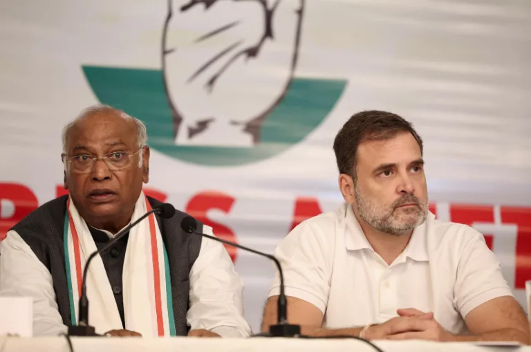 चुनावी राज्यों में लड़खड़ा रही कांग्रेस? केरल से असम तक गुटबाजी ने बढ़ाई राहुल गांधी की टेंशन