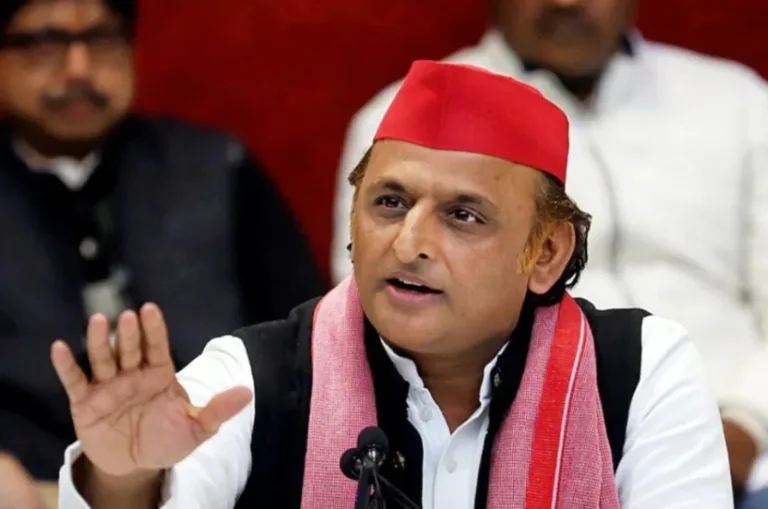 अगला चुनाव BJP में अंदरूनी टकराव के बीच? अखिलेश यादव ने साधा सत्ता पक्ष पर निशाना