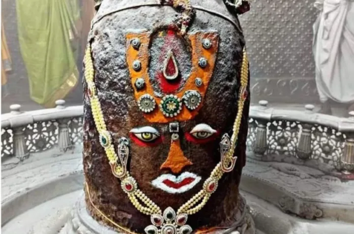 महाकालेश्वर ज्योतिर्लिंग मंदिर: अब संध्या और शयन आरती के लिए भी होगी प्री-बुकिंग, शुल्क किया गया तय