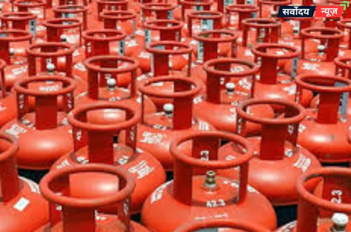 LPG संकट टला? सरकार का दावा—रिफाइनरियों ने 10% बढ़ाया उत्पादन, सप्लाई सामान्य