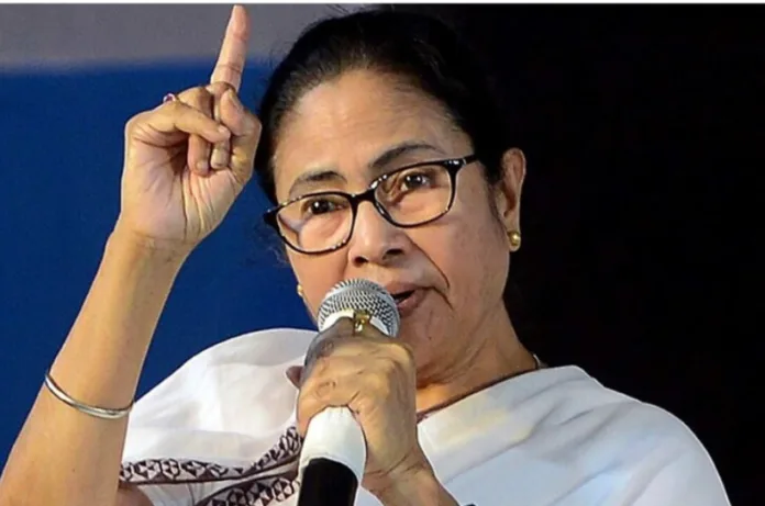 पश्चिम बंगाल के राज्यपाल सीवी आनंद बोस का इस्तीफा, ममता बनर्जी ने अमित शाह पर साधा निशाना