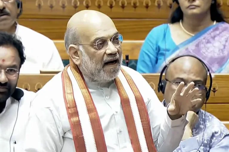 शशि थरूर जैसे लोग कुछ सिखाते क्यों नहीं; राहुल गांधी पर अमित शाह का तीखा तंज