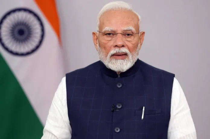 भारत में लॉकडाउन की अफवाहों पर सरकार का बड़ा बयान, पीएम मोदी आज करेंगे अहम बैठक