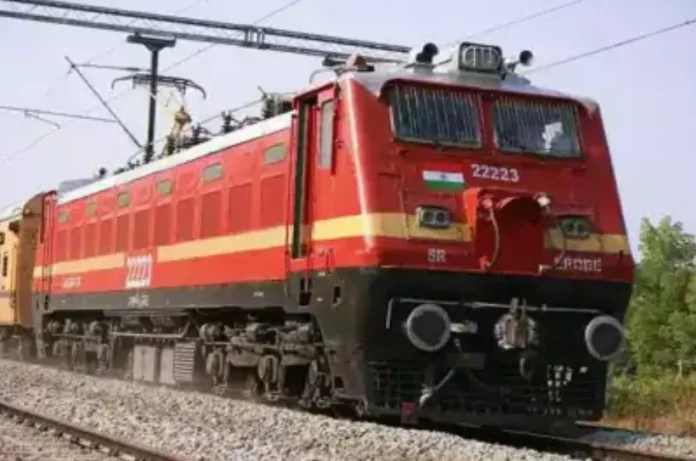 1 अप्रैल से बदले रेल टिकट कैंसिलेशन नियम, लेट कैंसिल पर जेब पर पड़ेगा भारी असर